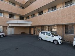 清潔な施設のエントランス