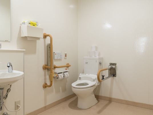 バリアフリーなトイレ設備