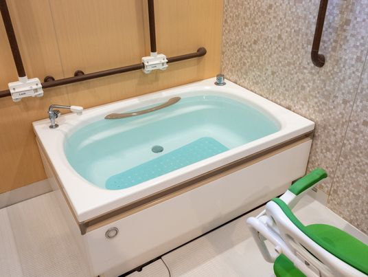 清潔感ある浴室