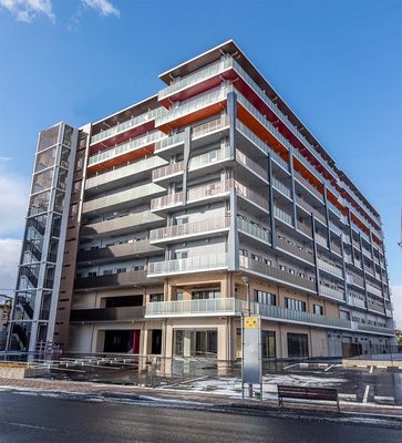 多階層の現代的外観