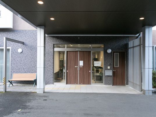 施設入り口