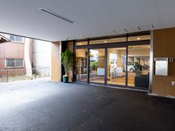 明るいエントランス