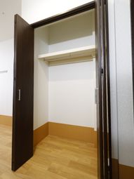 モダンな洋室の一角