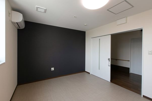 居室の広々とした空間