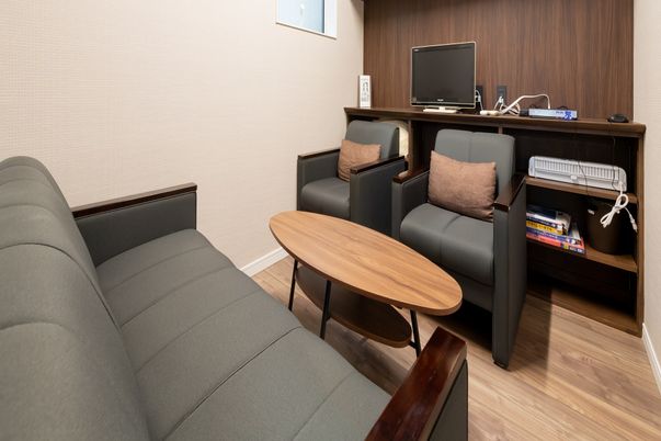 くつろぎのソファがある部屋