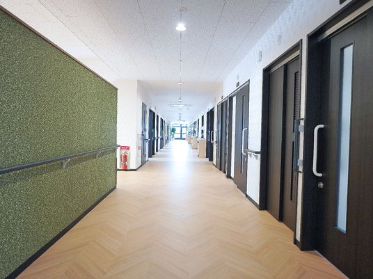 清潔な廊下の風景