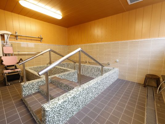 バリアフリー浴室設備