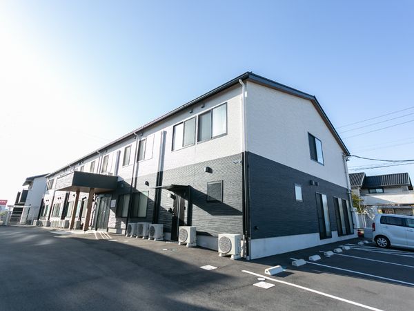 清潔感ある施設外観