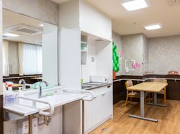 キッチン付きダイニング空間