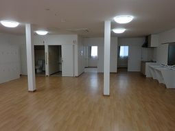 広々とした清潔な居室