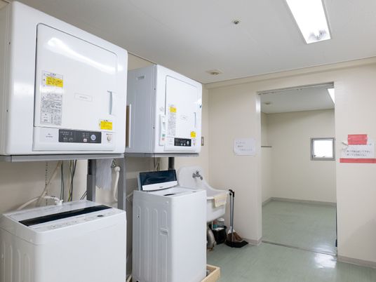 洗濯機と給湯器の設備