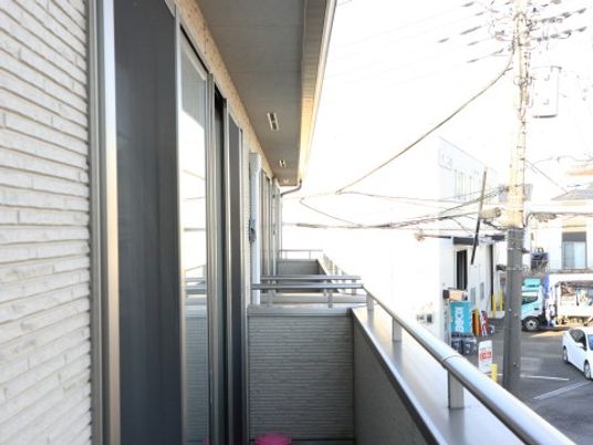 日差しの明るい廊下