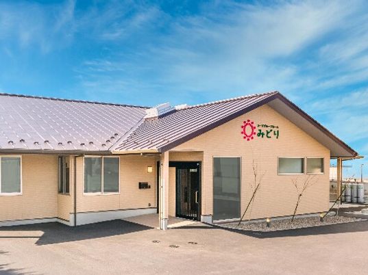 明るい一軒家風外観