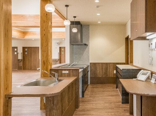 清潔なダイニングキッチン