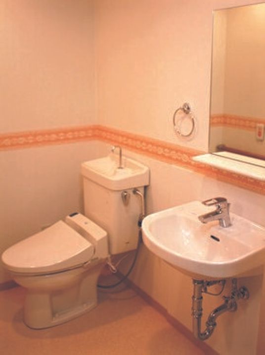 清潔なトイレ設備