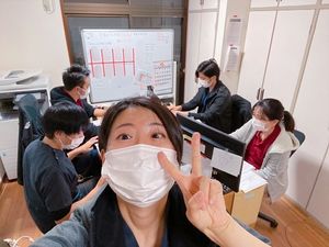 スタッフの元気な様子