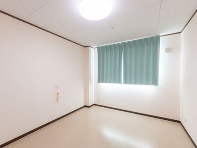 明るい清潔な居室