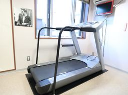 ランニングマシンのある部屋