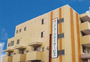 爽やかな外観の建物