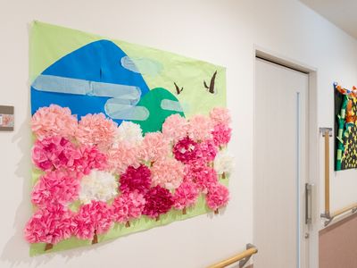 廊下の壁飾り