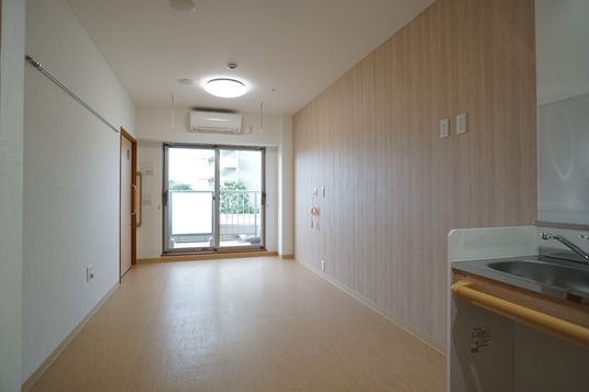 清潔感のある居室の空間