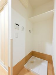 清潔な洗面台の一角