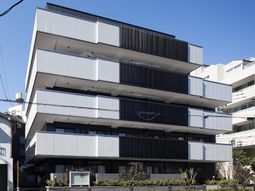モダンな建物の外観