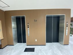 清潔感のあるエレベーター