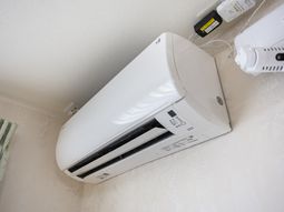 エアコンの設置