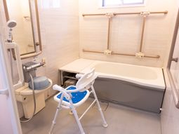 バリアフリー浴室設備