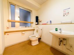 清潔感のある洗面所・トイレ空間