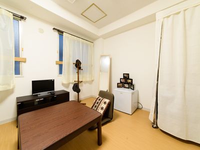 明るい個室の居室