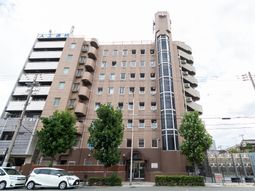 多階層建物の外観