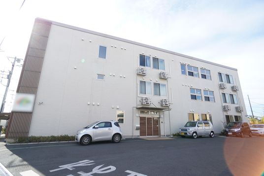 清潔感のある建物外観