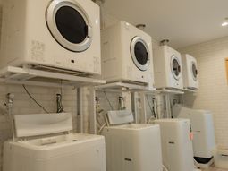 洗濯設備整った空間