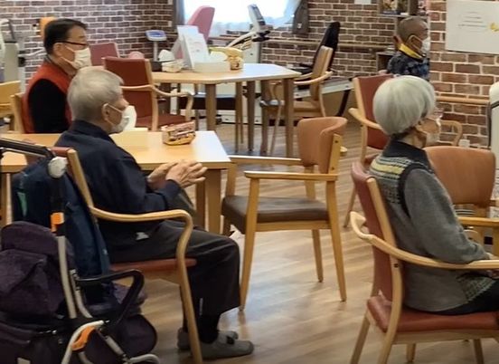 共用エリアでの対話の様子