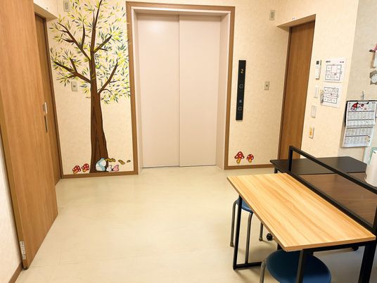 エレベーター付近