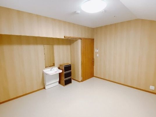 居室の広々とした空間