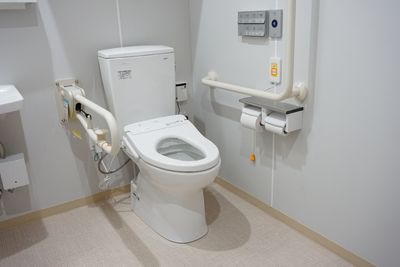 バリアフリーのトイレ設備