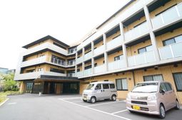 モダンな建物の外観