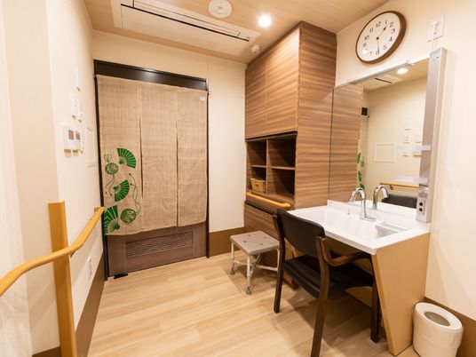 居室の洗面所とトイレ