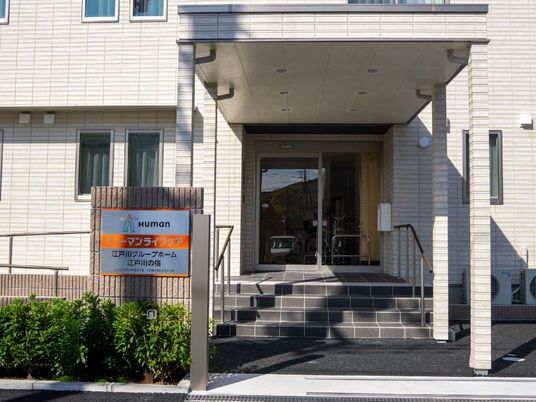 清潔感のあるエントランス