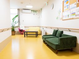 明るい休憩スペース