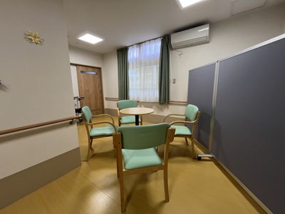 落ち着いた談話室