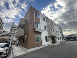 モダンな建物の外観