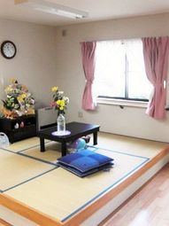 明るい和室の様子