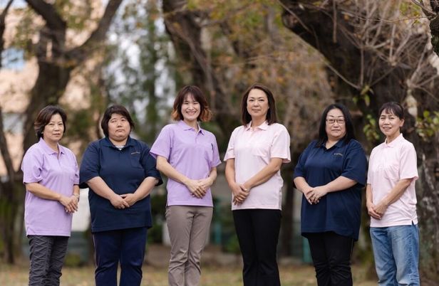 スタッフ集合写真