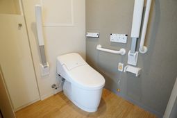 バリアフリー対応トイレ