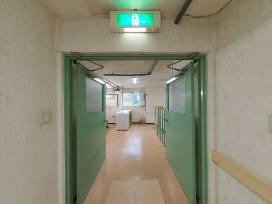 ゆったりした廊下
