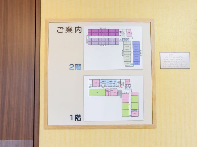 建物案内図が提示されている 案内図 見やすい案内図で、建物内の配置を一目で確認できます。新しい職場の環境をしっかり把握しましょう。